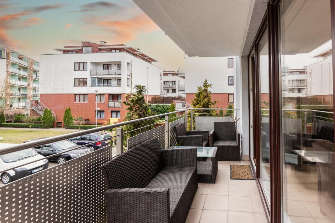 Przestrzenny Apartament 56M2 Z Tarasem - 2Homerent Kolobrzeg Exterior photo